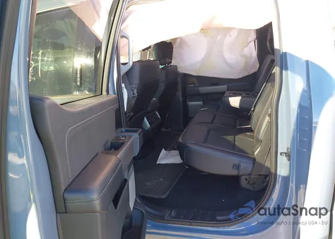 2023 Ford E-250 Lariat из США, поврежденный, VIN 1FT8W2BM6PED82092